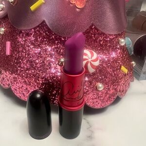 MAC Viva Glam Arianna Grande 2 Lipstick